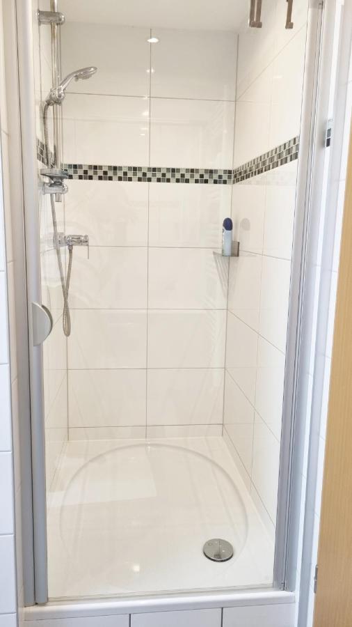 Wohnung Famous, 100Qm, Klima, Loggia, 24H Checkin, Bis 5 Personen Брауншвейг Екстер'єр фото